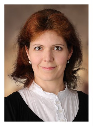 Dienerné Szakács Krisztina